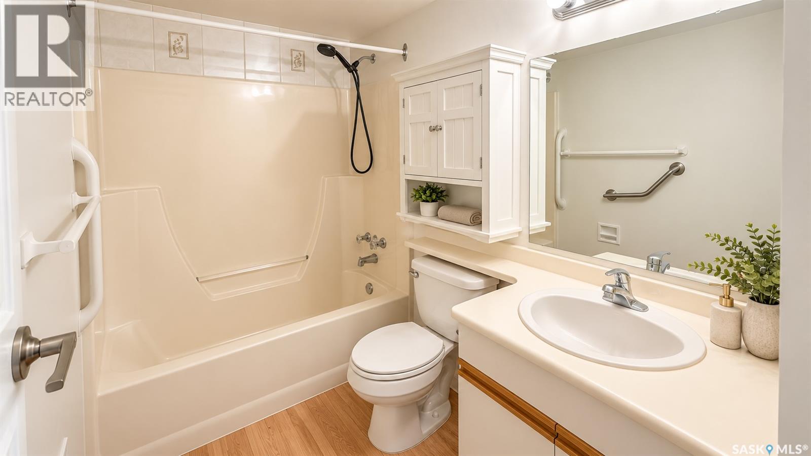 216 3420 Park STREET, Regina — photo 16