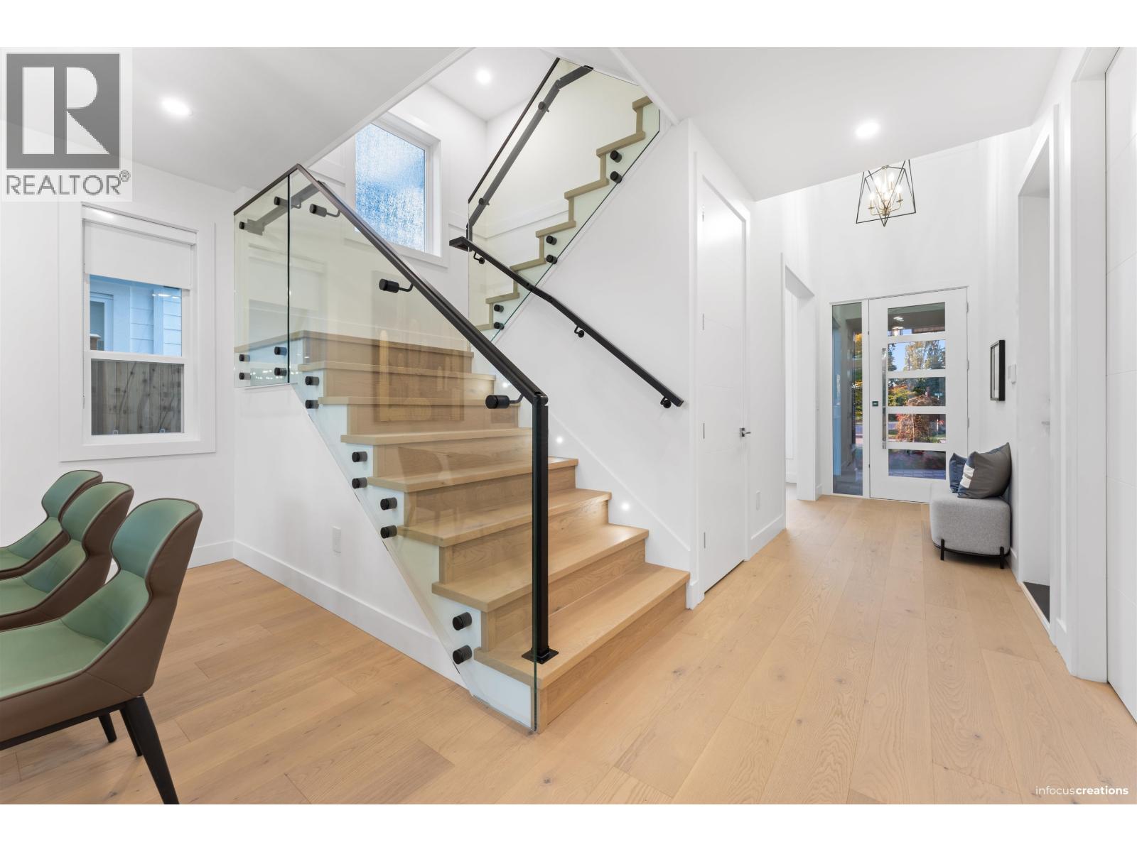 5754 16A AVENUE, Delta - Image 1