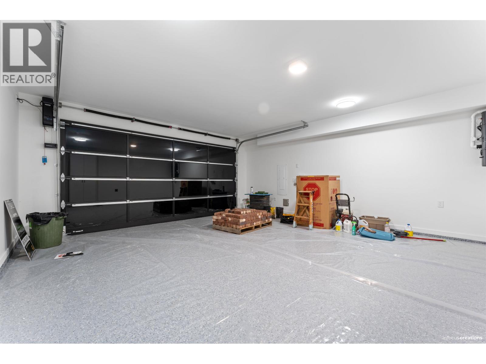 5754 16A AVENUE, Delta - Image 1