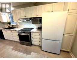1205 Emperor Avenue, Ottawa, ON K1Z8C3 Photo 15