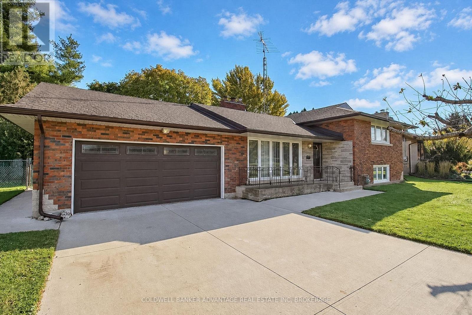 490 NIAGARA STREET, St. Catharines (Vine/Linwell) — photo 3
