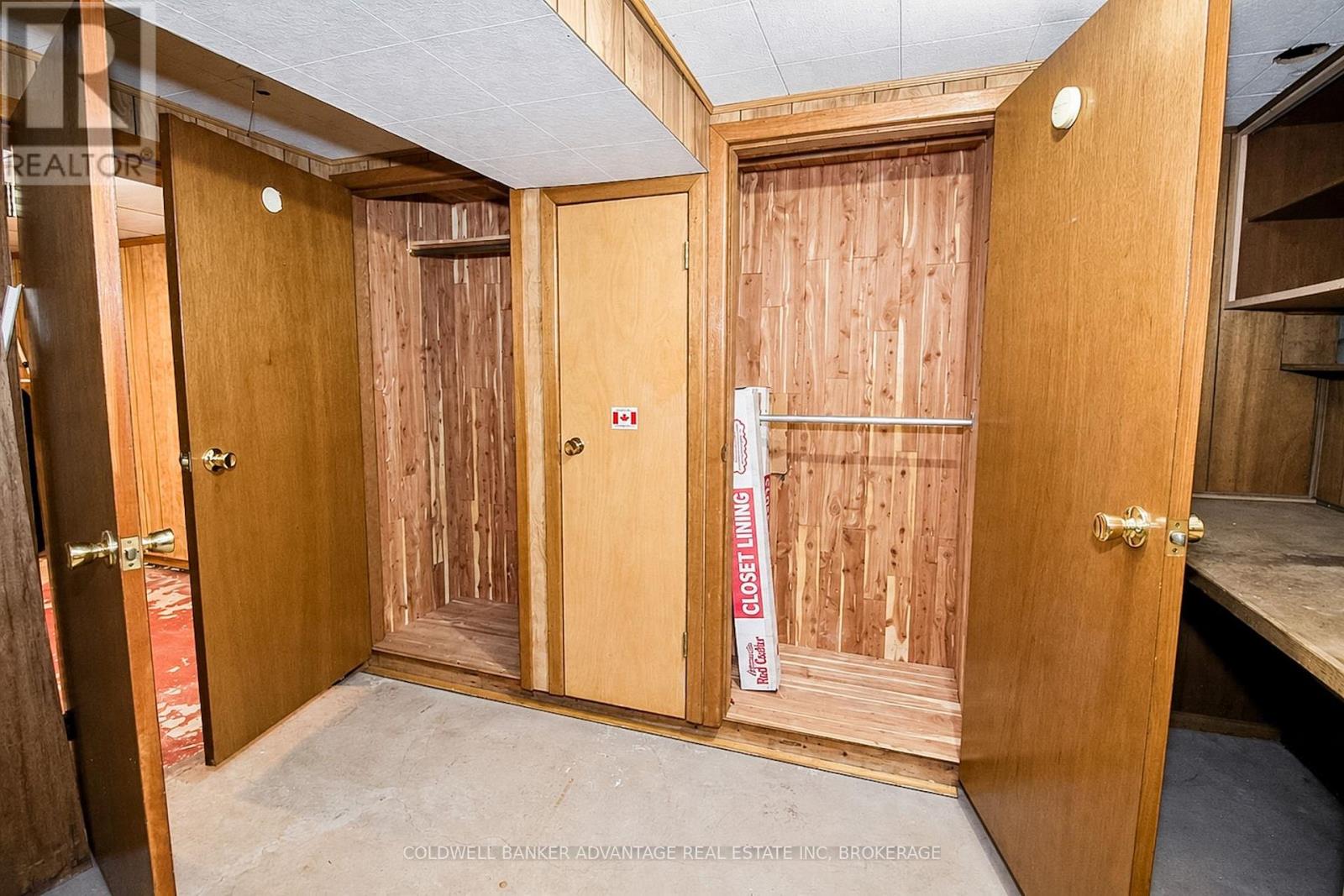 490 NIAGARA STREET - 30