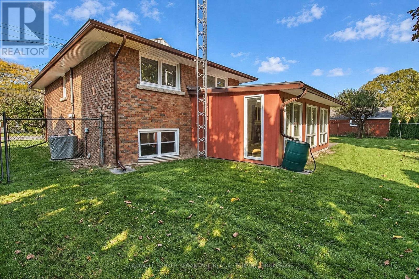 490 NIAGARA STREET - 39