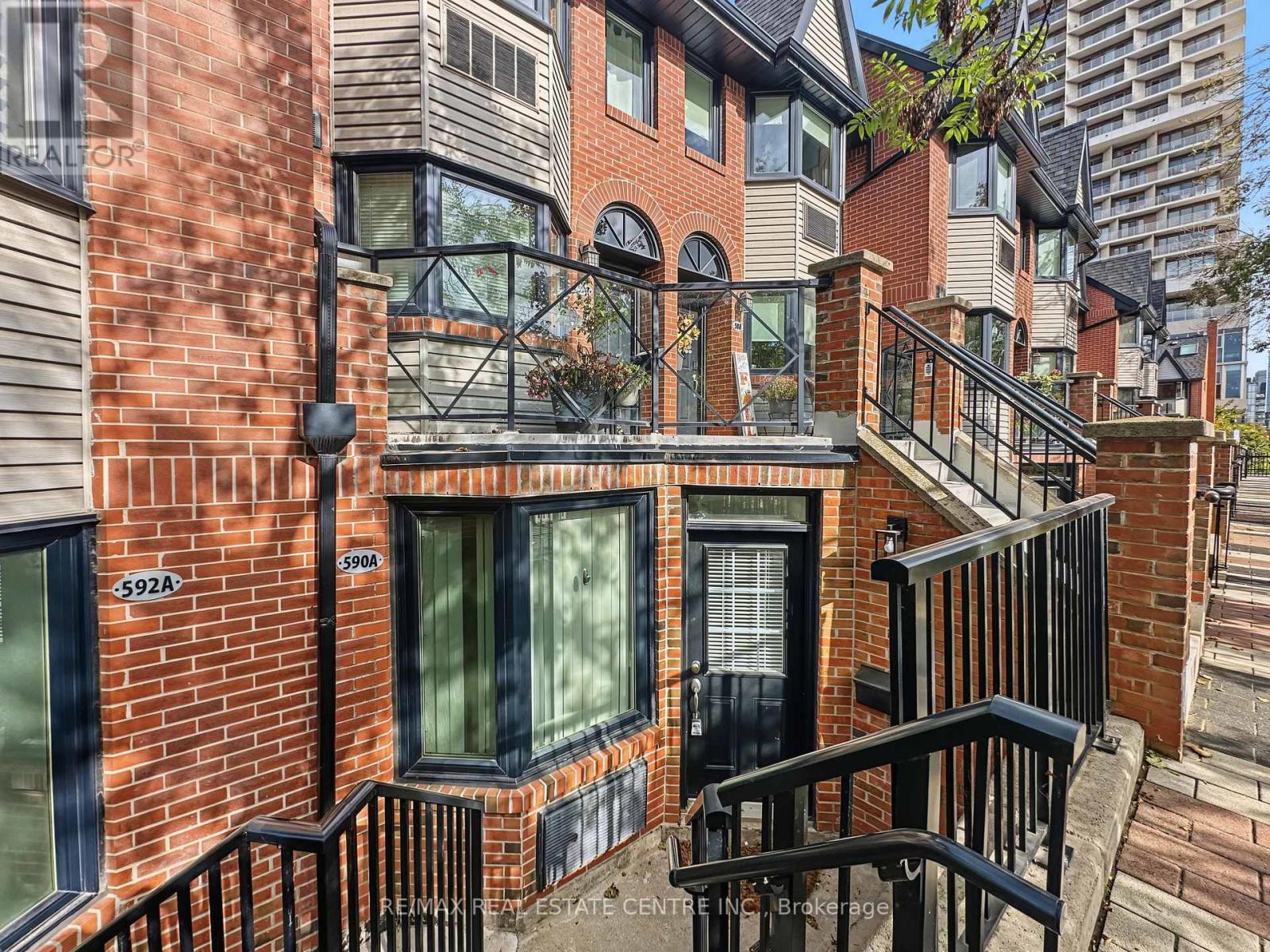 590A - 574 WELLINGTON STREET W, Toronto (Niagara) — photo 2