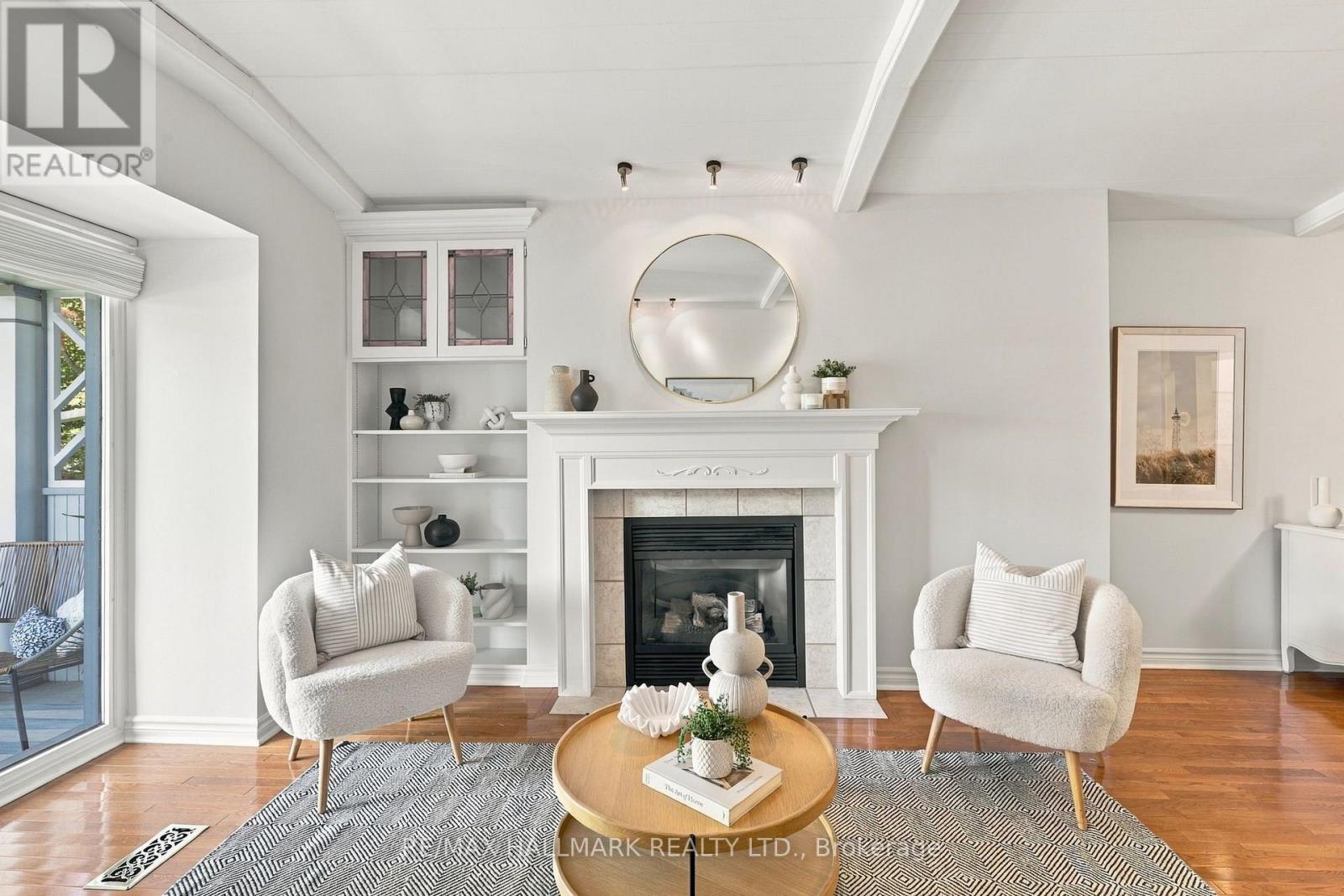 55 Waverley Road, Toronto, ON photo 5