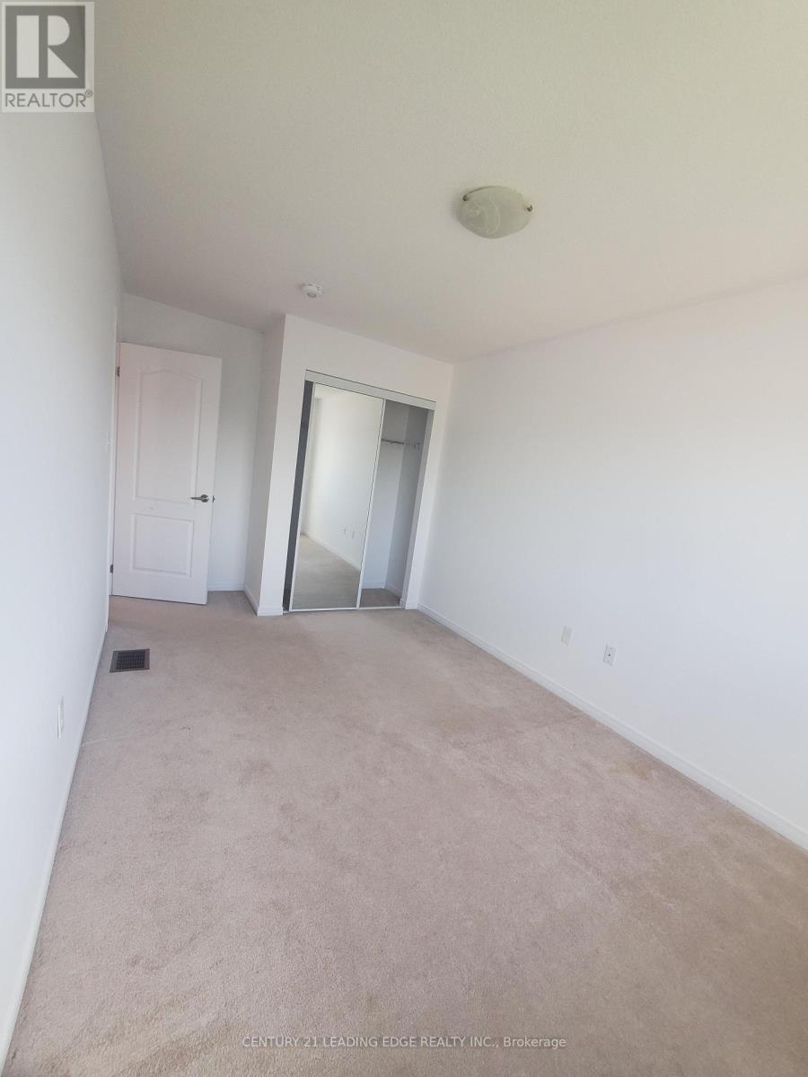 21 Franks Way, Barrie photo 12