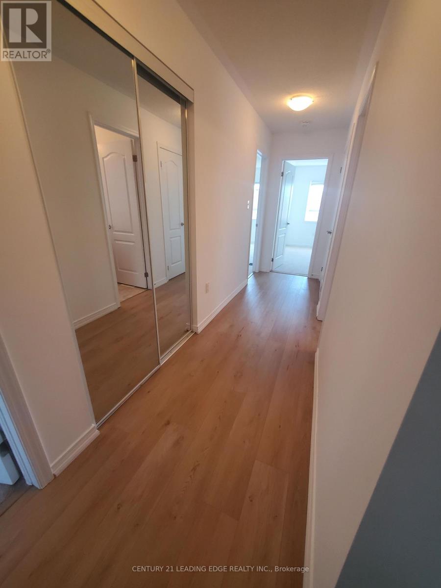 21 Franks Way, Barrie photo 6