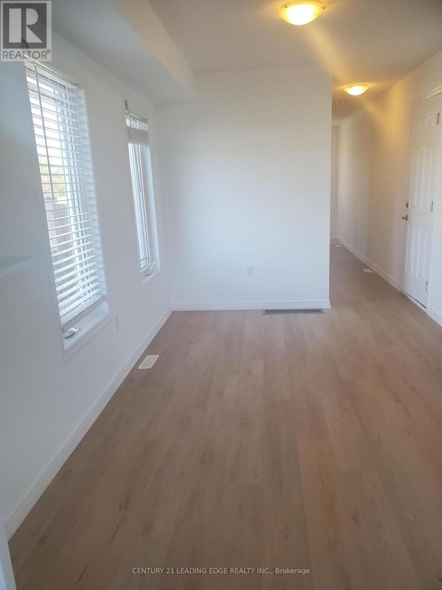 21 Franks Way, Barrie photo 7