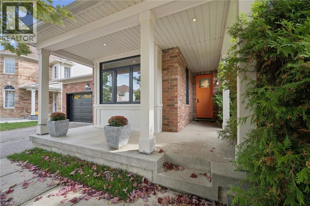 83 GLAZEBROOK Crescent - 3