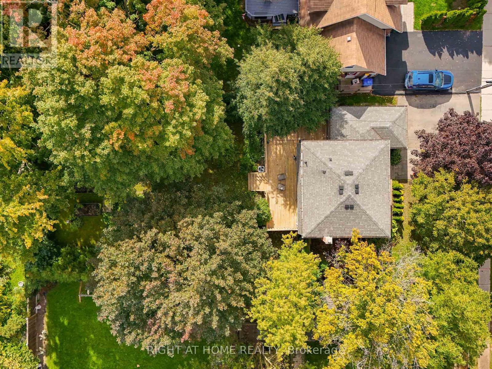 19 Clara Street, Orangeville, ON photo 4