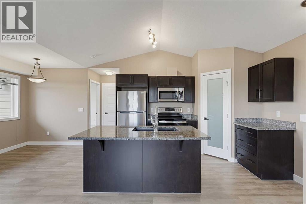 8301, 2781 Chinook Winds Drive SW, photo 17 of 40