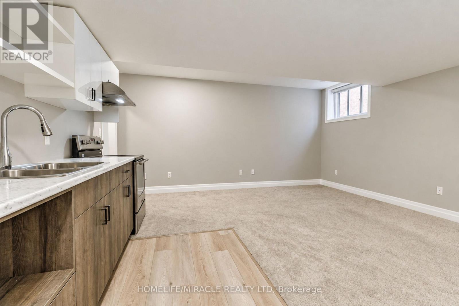 60 Lark Street, Tillsonburg, ON photo 26