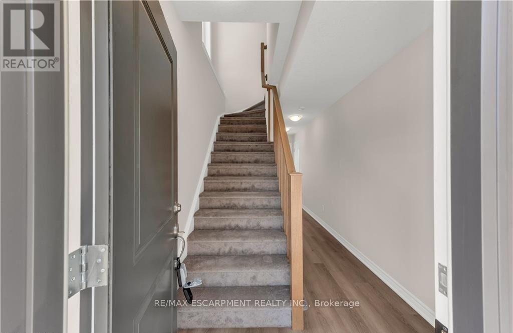 39 - 19 PICARDY DRIVE, Hamilton (Stoney Creek Mountain) — photo 4