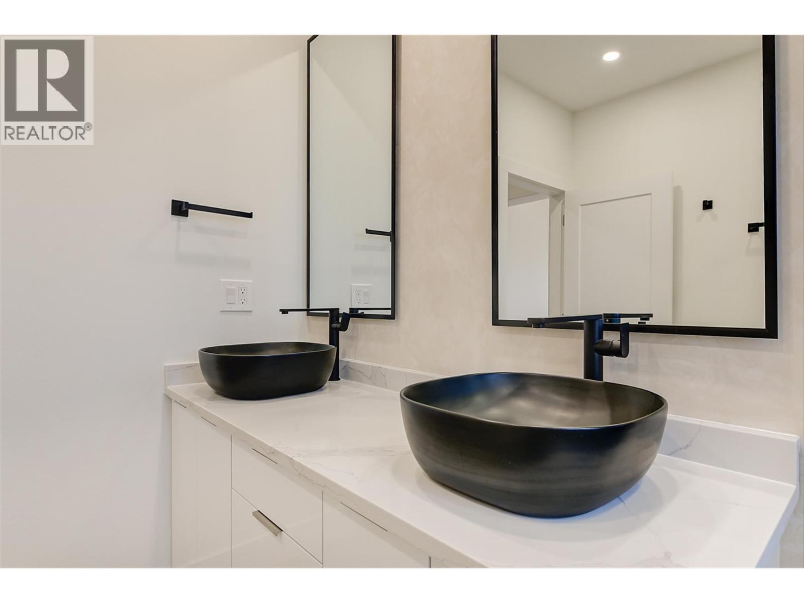 5084 Twinflower Crescent, Kelowna - Image 1