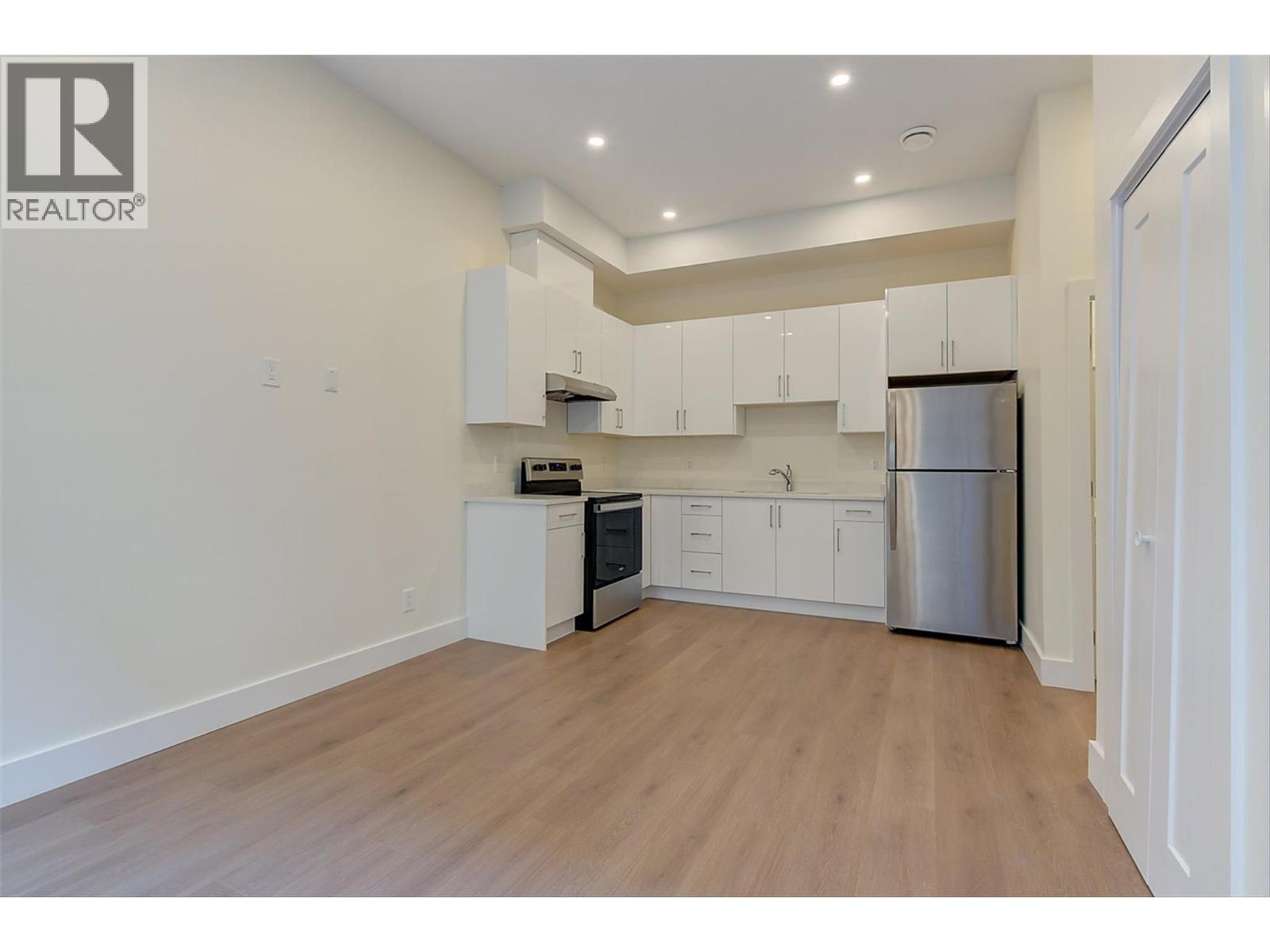 5084 Twinflower Crescent, Kelowna - Image 1