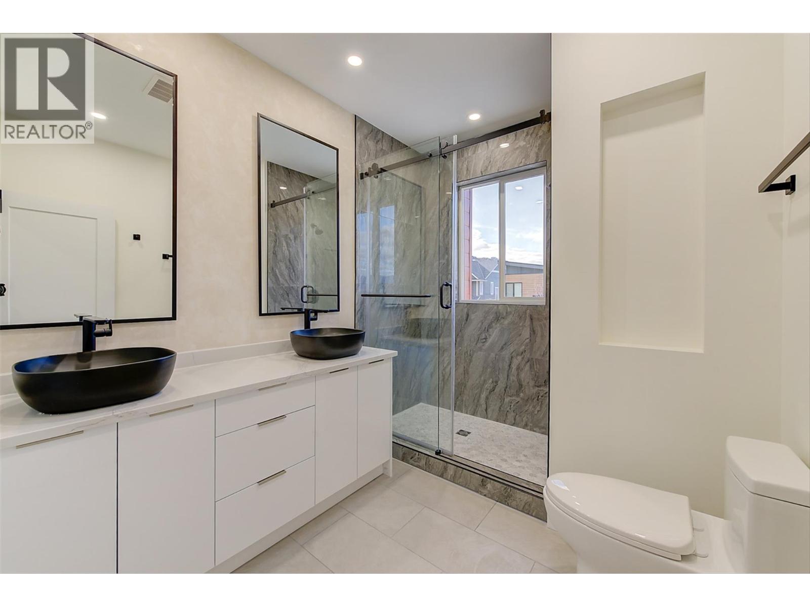 5084 Twinflower Crescent, Kelowna - Image 1