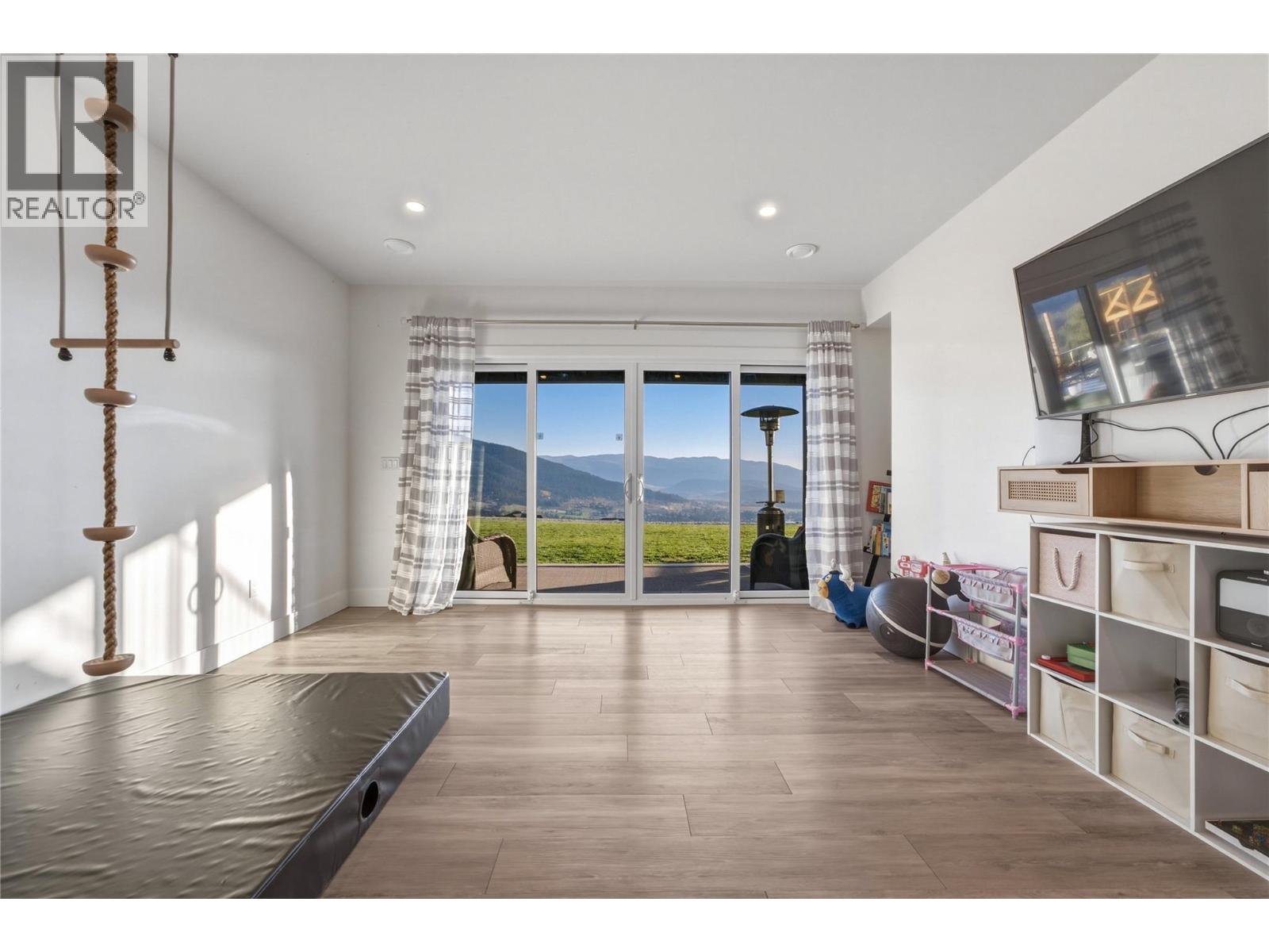 7151 Apex Drive - 45