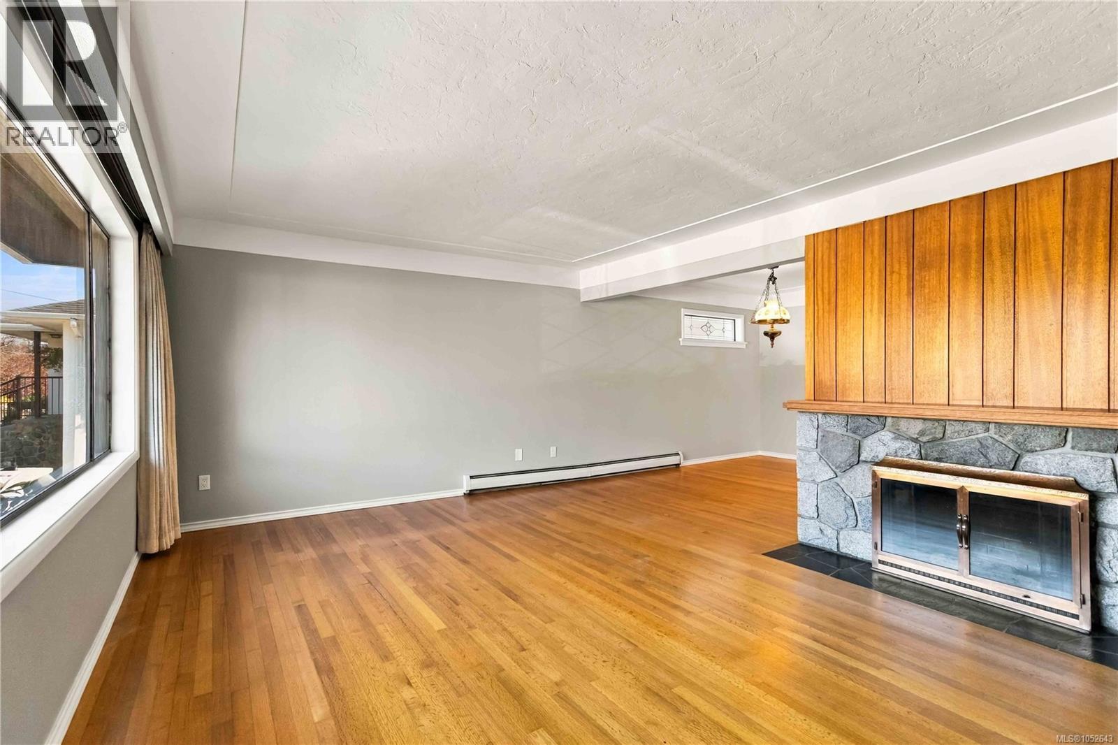  1161 Hadfield Avenue, Esquimalt