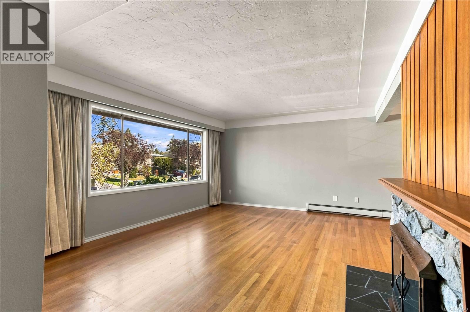  1161 Hadfield Avenue, Esquimalt
