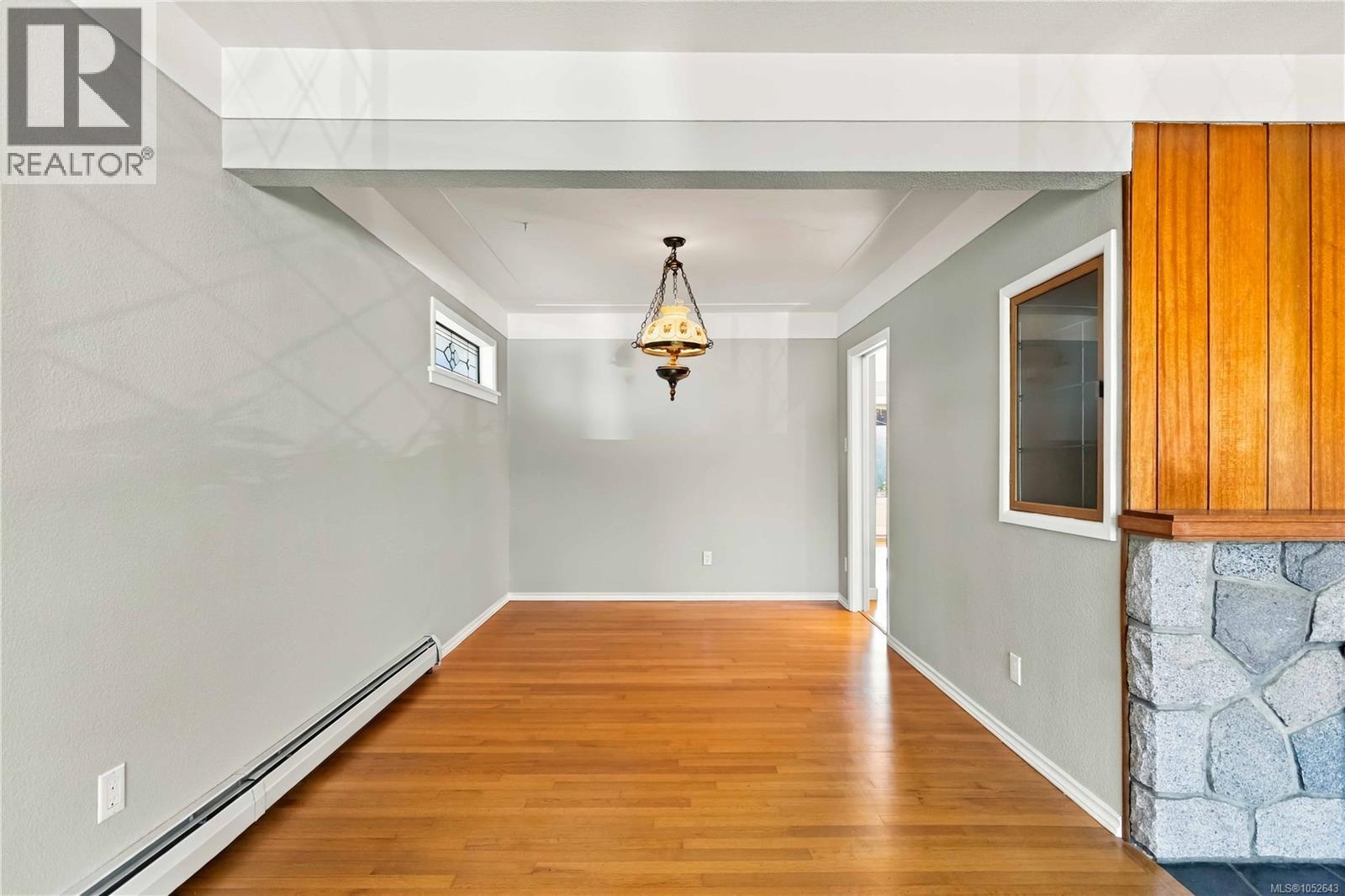  1161 Hadfield Avenue, Esquimalt