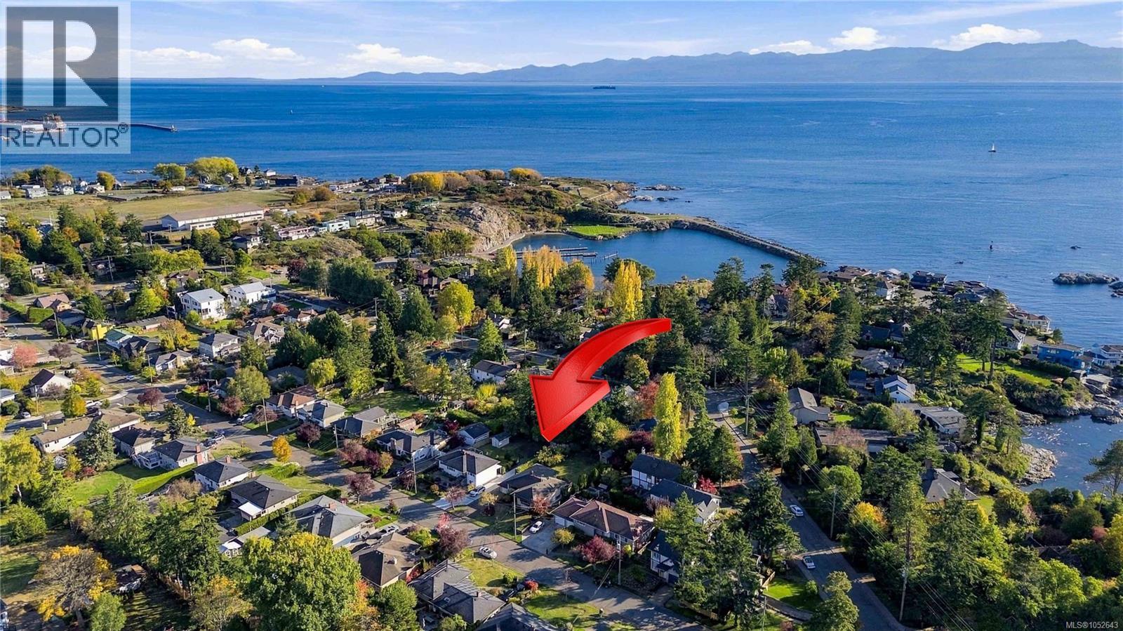  1161 Hadfield Avenue, Esquimalt