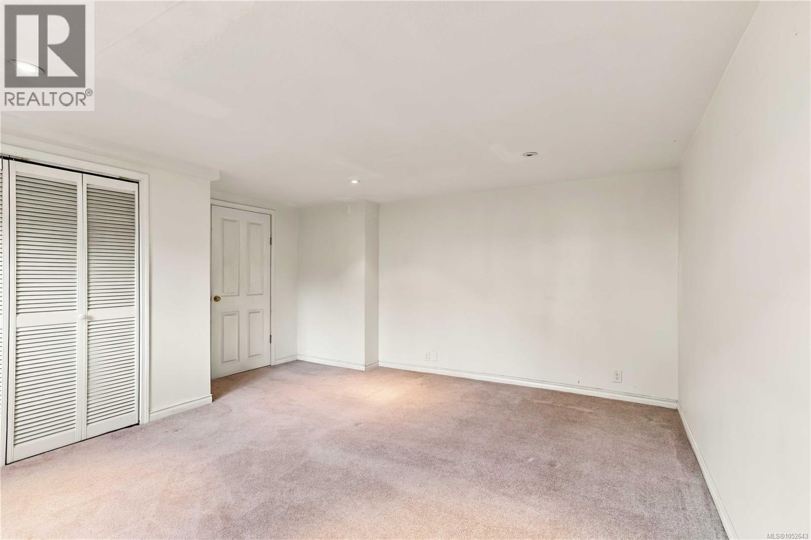  1161 Hadfield Avenue, Esquimalt