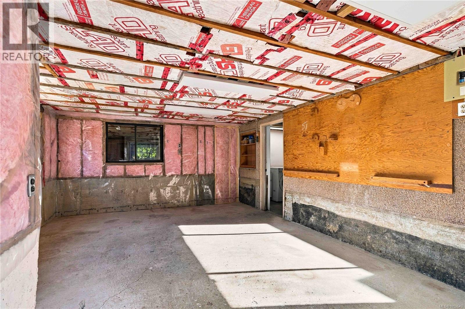  1161 Hadfield Avenue, Esquimalt