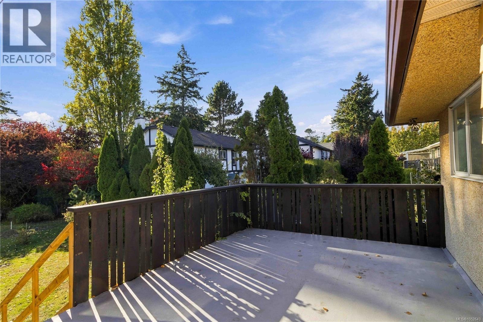  1161 Hadfield Avenue, Esquimalt
