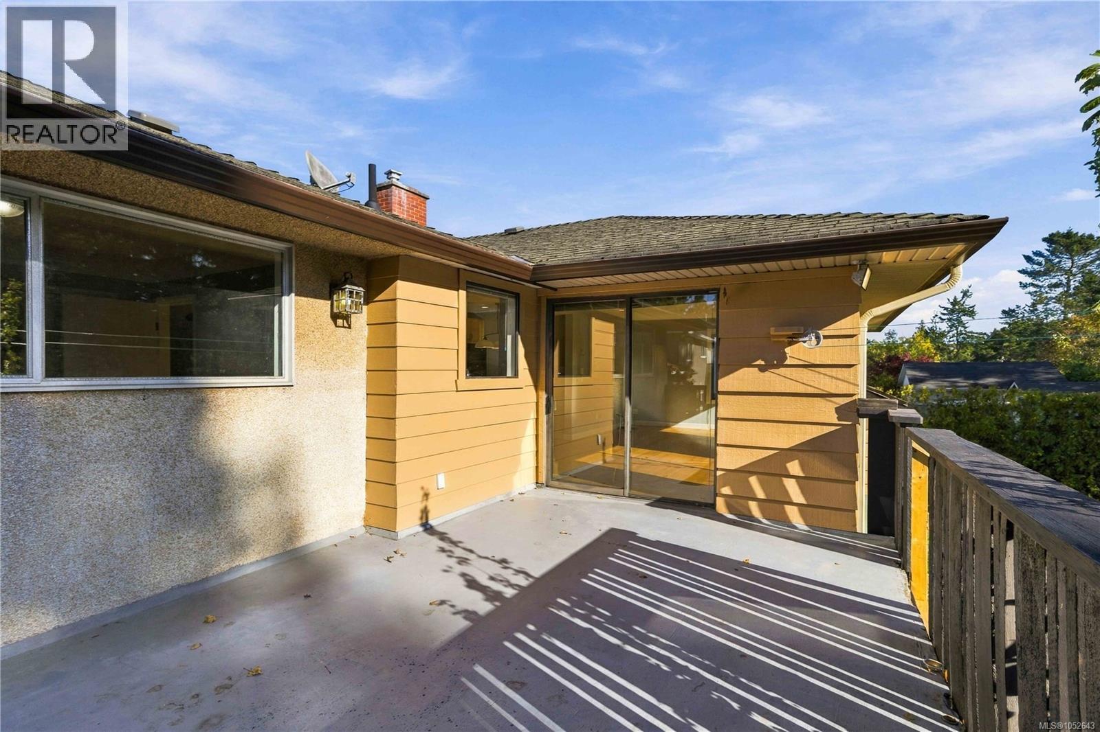  1161 Hadfield Avenue, Esquimalt