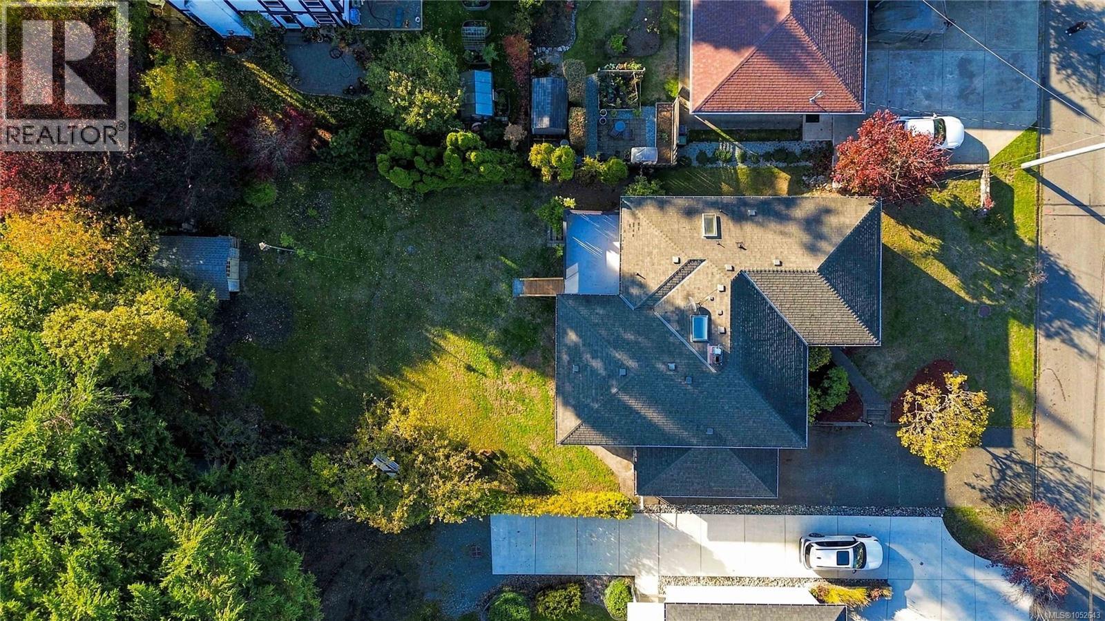  1161 Hadfield Avenue, Esquimalt