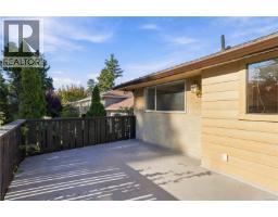 1161 Hadfield Ave, Esquimalt, BC V9A5N8 Photo 58