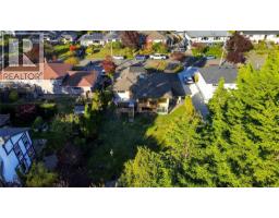 1161 Hadfield Ave, Esquimalt, BC V9A5N8 Photo 71