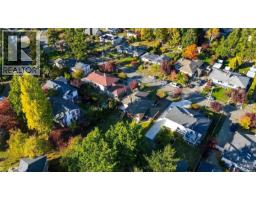 1161 Hadfield Ave, Esquimalt, BC V9A5N8 Photo 72