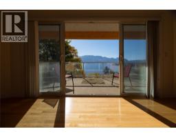 2pc Bathroom - 3820 Wetton Road, West Kelowna, BC V4T2C1 Photo 23