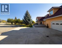 3820 Wetton Road, West Kelowna, BC V4T2C1 Photo 37