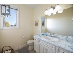3820 Wetton Road, West Kelowna, BC V4T2C1 Photo 47