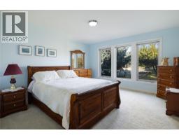 3820 Wetton Road, West Kelowna, BC V4T2C1 Photo 48