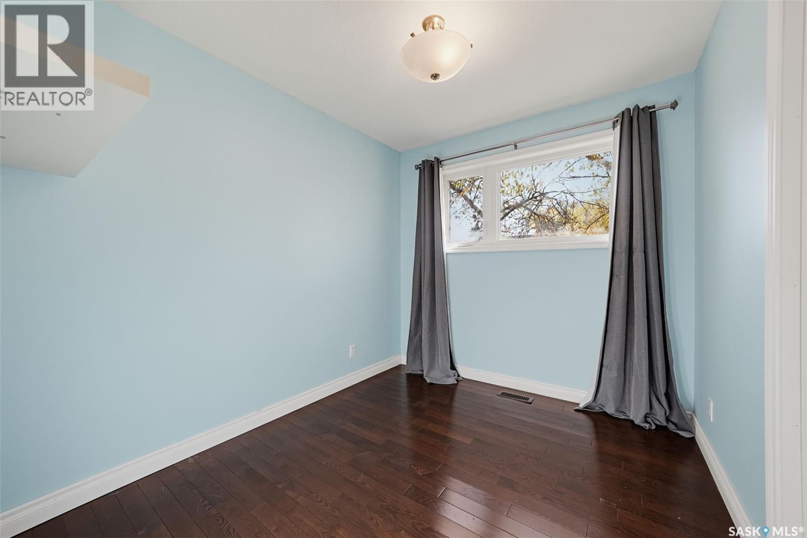 214 8th AVENUE W, Watrous — photo 10