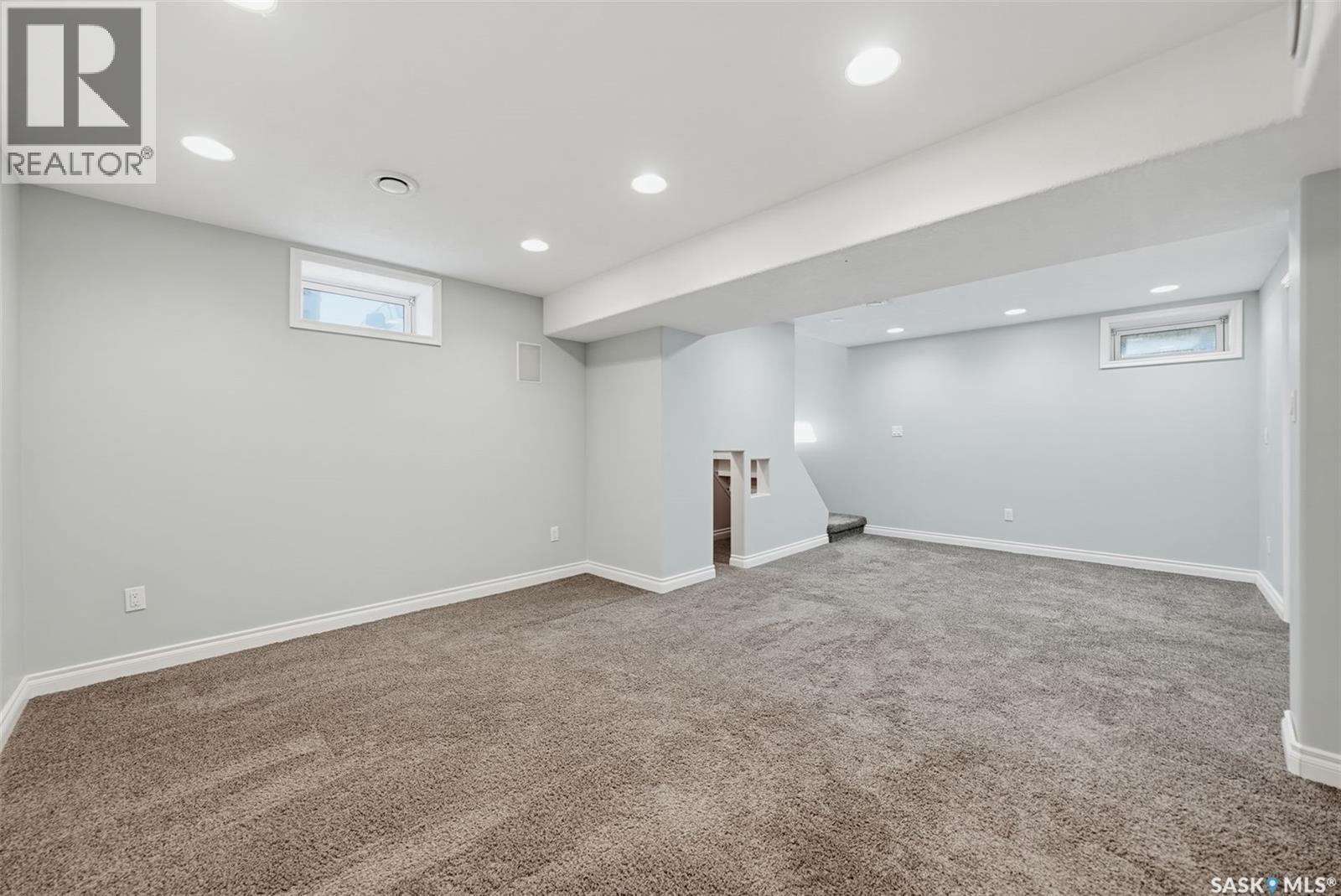 214 8th AVENUE W, Watrous — photo 14