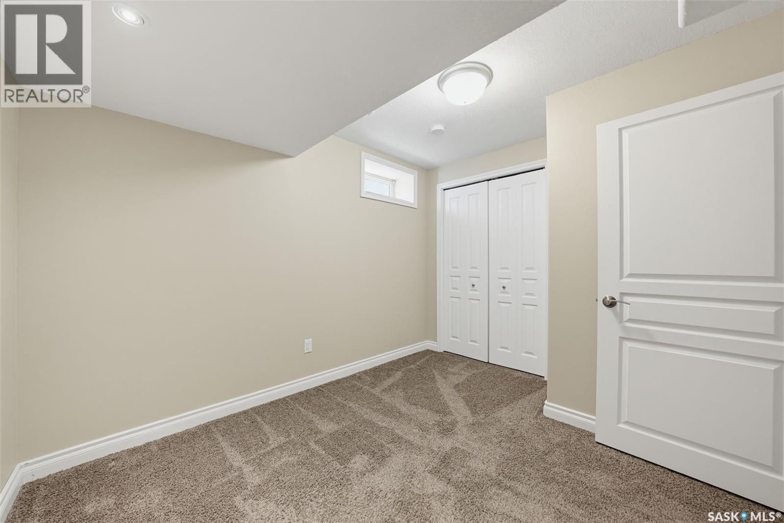 214 8th AVENUE W, Watrous — photo 17