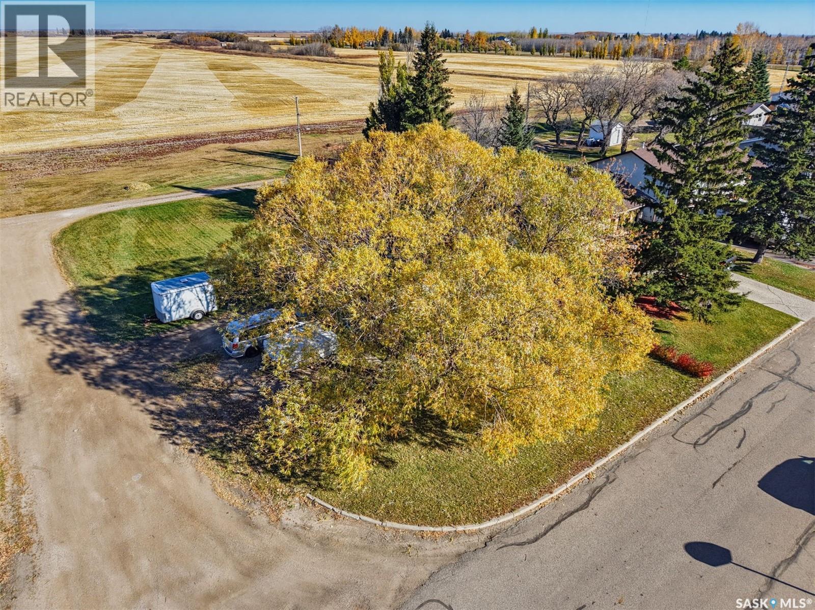 214 8th AVENUE W, Watrous — photo 30