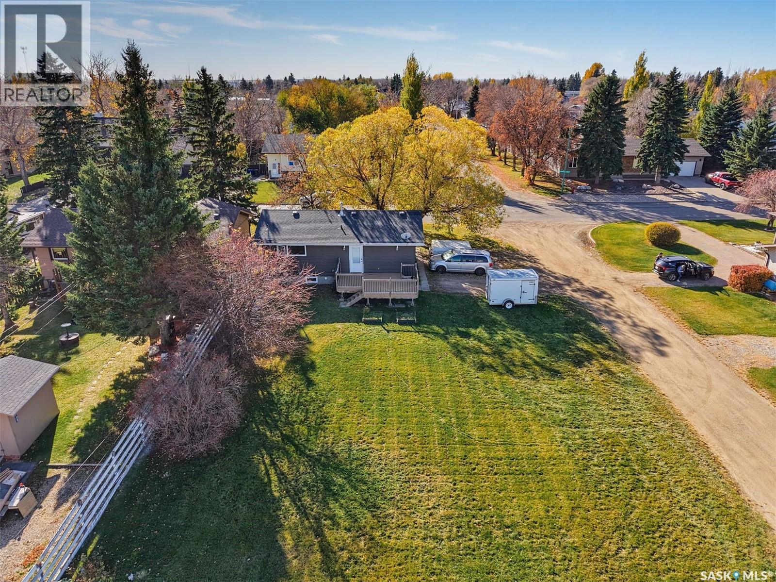 214 8th AVENUE W, Watrous — photo 32