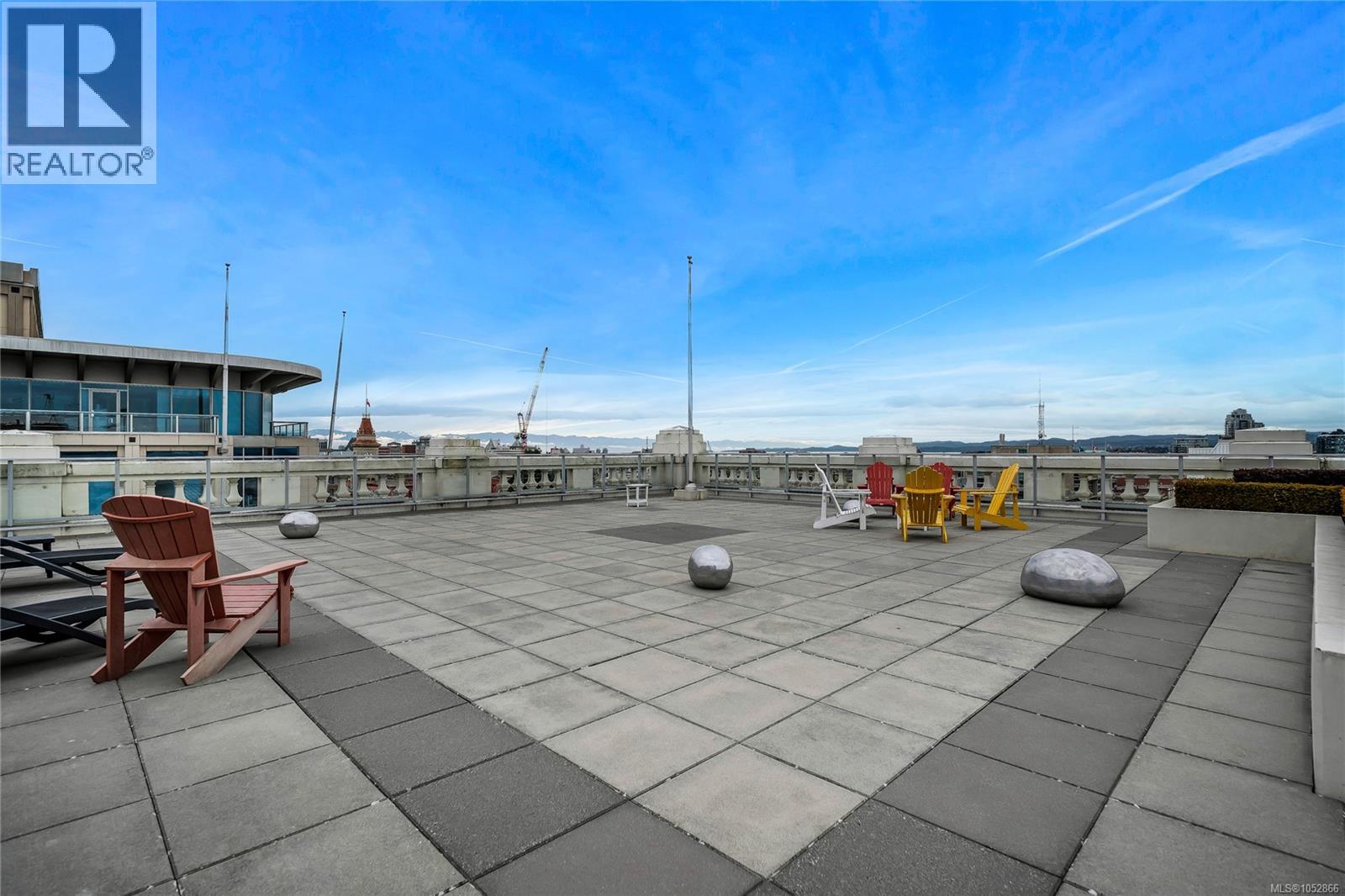 327 770 Fisgard Street, Victoria
