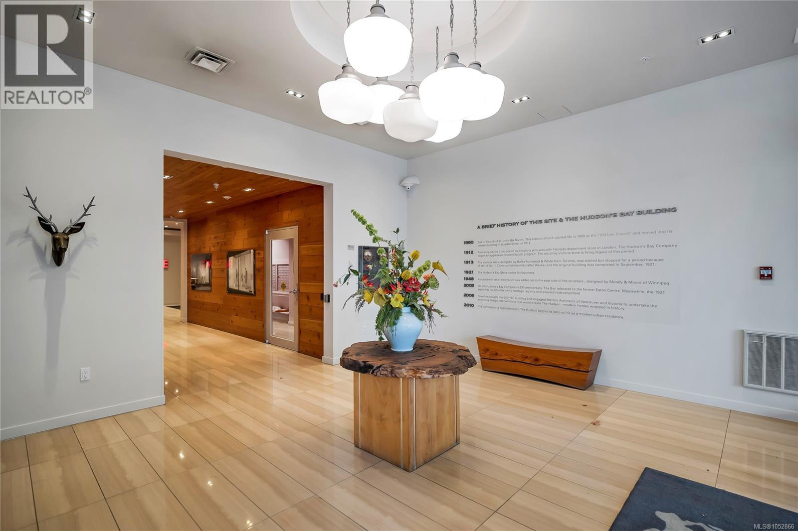 327 770 Fisgard Street, Victoria
