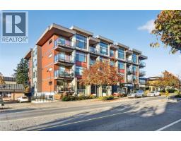 101 7162 West Saanich Rd, Central Saanich, BC V8M1P6 Photo 24