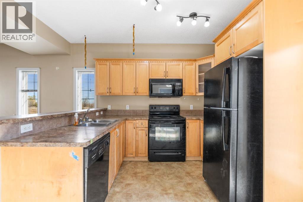 523 Strathaven Mews photo 8