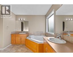 264 Willowmere Way, Chestermere, AB T1X0E1 Photo 32