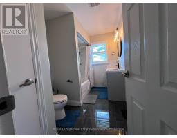 Upper - 222 Columbia Drive, Hamilton, ON L9C3Y9 Photo 25