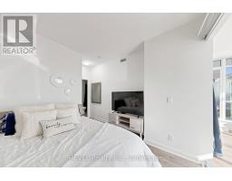705 - 30 Nelson Street, Toronto, ON M5V0H5 Photo 15