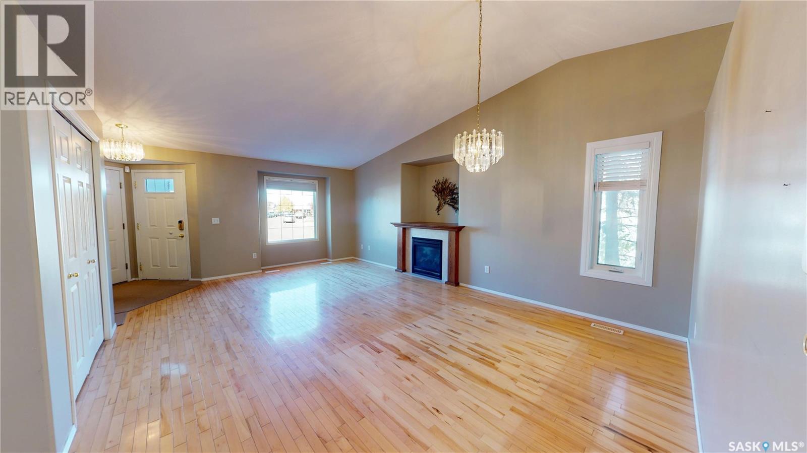 803 Swan CRESCENT, Saskatoon — photo 9
